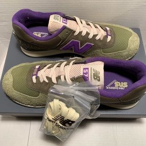 New Balance 574 SneakersNstuff SNS Brand New w/ xtra Laces and box FREE SHIPPING